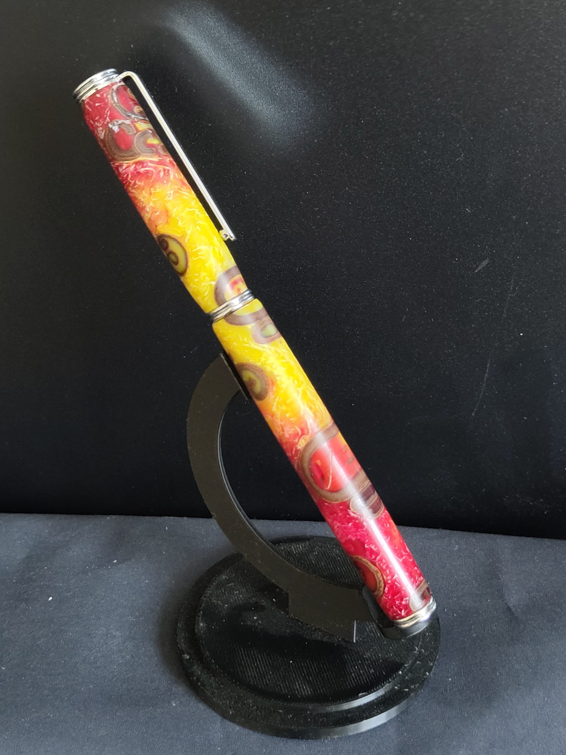 PLUME(Résine inclusion cannelle) – Image 4
